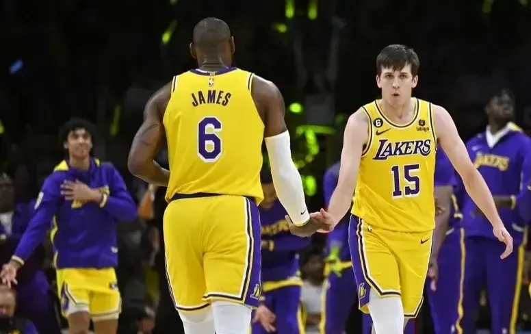 关于美媒：近两年NBA杯冠军在同年季后赛还从未赢过系列赛的信息