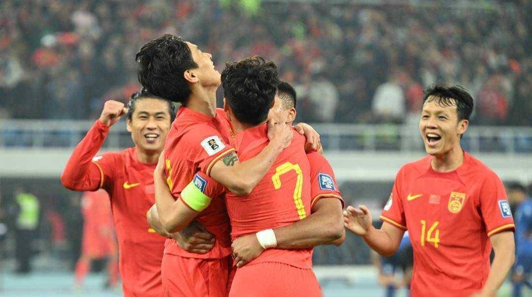包含世界杯预选赛带来惊险格局，中国球队再创佳绩的词条
