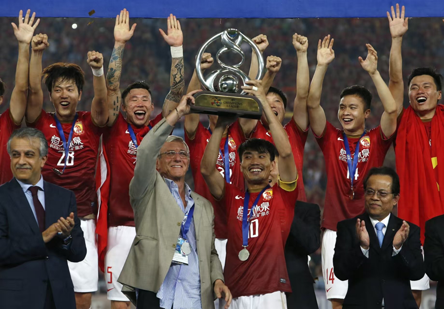 包含恒大表现神勇，亚冠对手束手就擒的词条