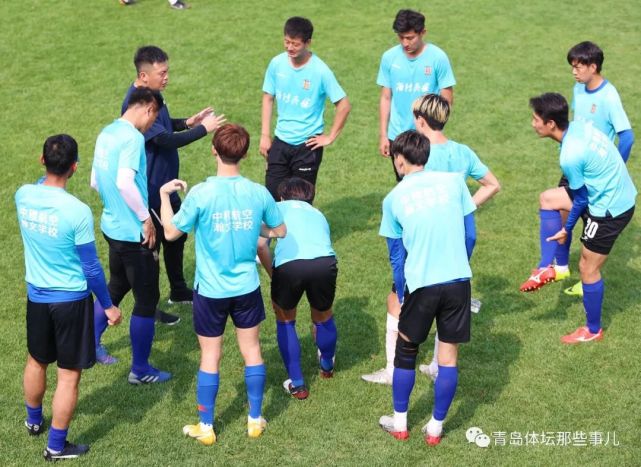 青岛黄海联赛表现出色，球队备战接下来比赛 