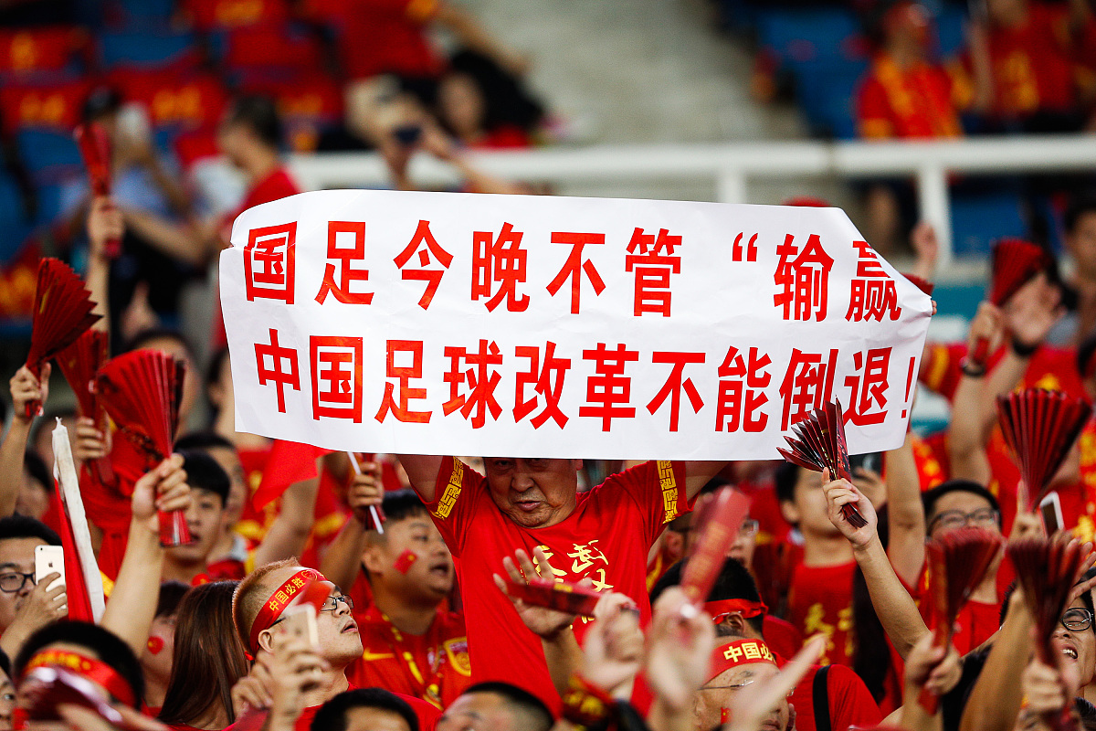 老将领衔破门，帮助球队取得胜利 